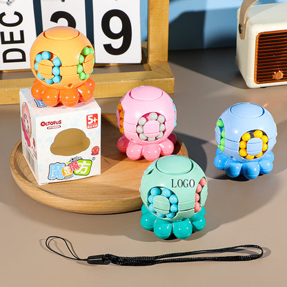 Finger Rotating Decompression Toy image 0